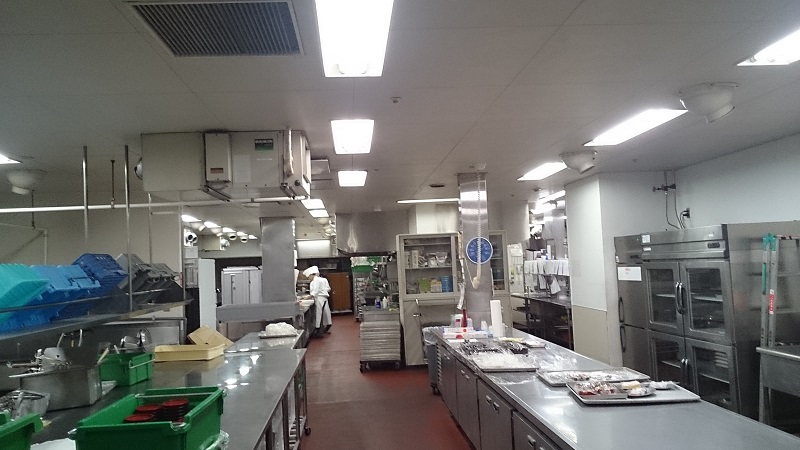 ＩＣＨベイカフェ塗装工事 (2)